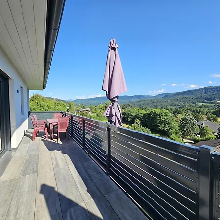 Apartment Lura
